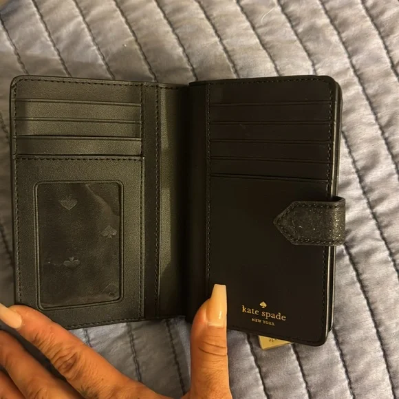Kate Spade wallet - Picture 2 of 3